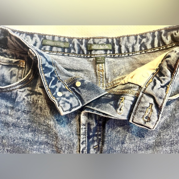 Wild Fable Denim Distressed Highest Rise Cutoff Women's Shorts Size 10 - Picture 9 of 15